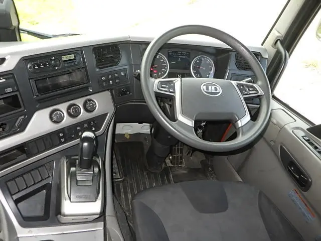 ＵＤ クオン 2PG-CG5CA(8x4)の写真24