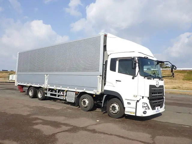 ＵＤ クオン 2PG-CG5CA(8x4)の写真2