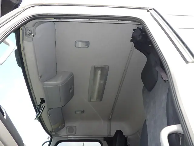 ＵＤ クオン 2PG-CG5CA(8x4)の写真23