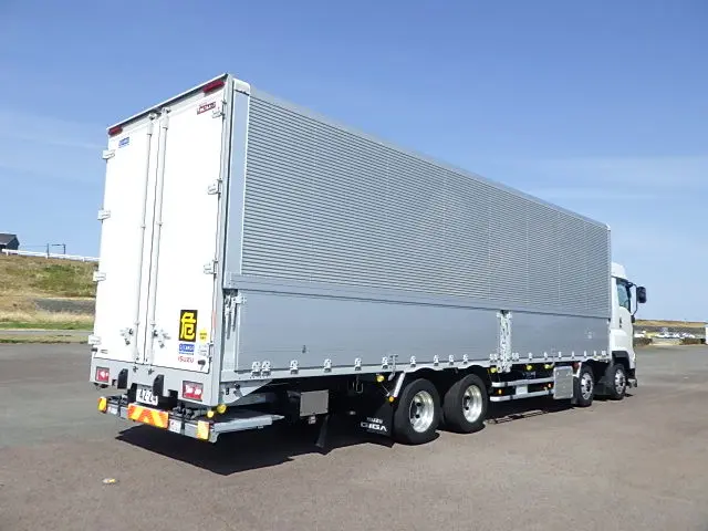 いすゞ ギガ 2KG-CYJ77C(8x4)の写真4