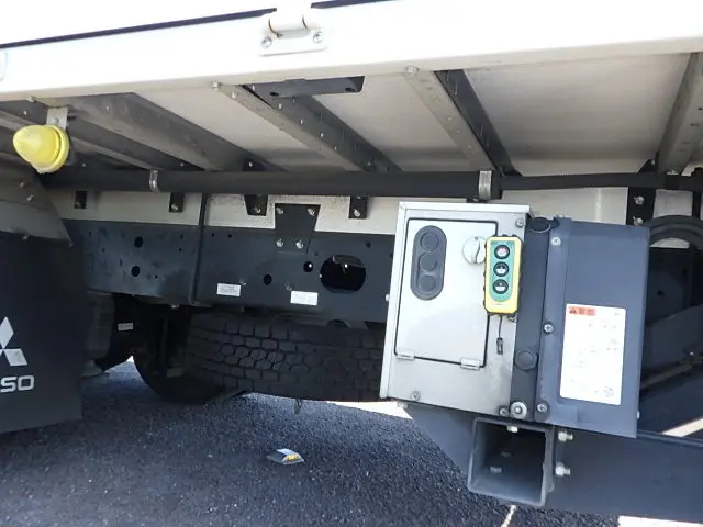三菱 ファイター 2KG-FK65F(2WD)の写真17