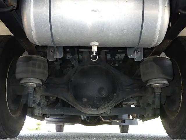 いすゞ フォワード 2RG-FRR90T2(2WD)の写真20