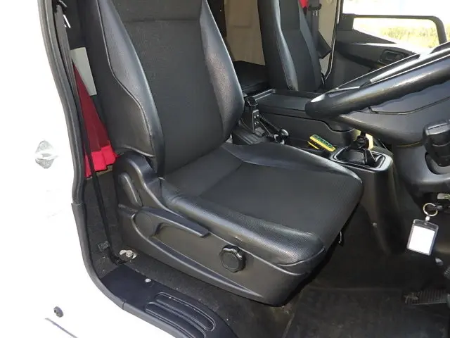 三菱 ファイター 2KG-FK65F(2WD)の写真26