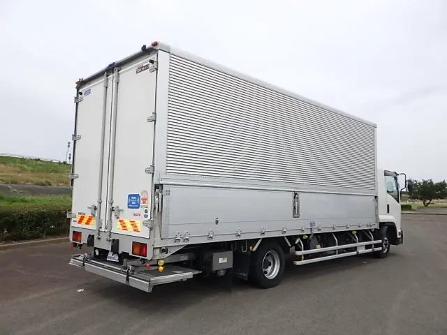 いすゞ フォワード 2RG-FRR90S2(2WD)の写真4