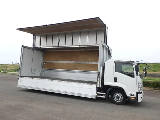 いすゞ フォワード 2RG-FRR90S2(2WD)の写真6
