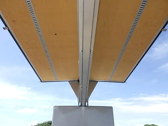 いすゞ フォワード 2RG-FRR90T2(未入力/関係無)の写真9