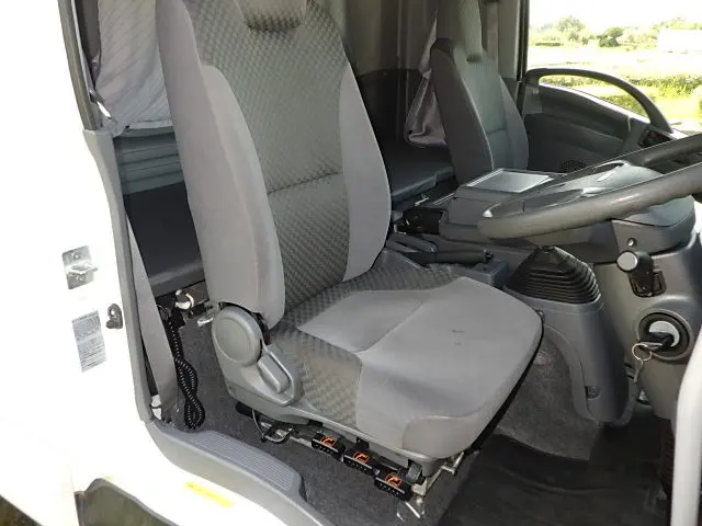 いすゞ フォワード 2RG-FRR90T2(未入力/関係無)の写真25