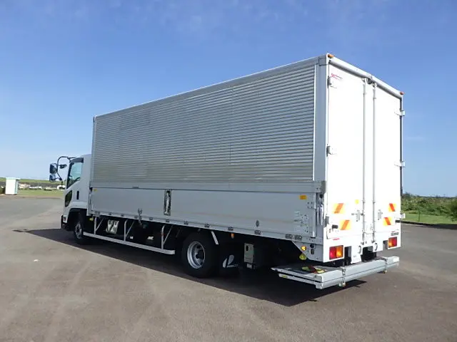 いすゞ フォワード 2PG-FRR90T2(2WD)の写真3