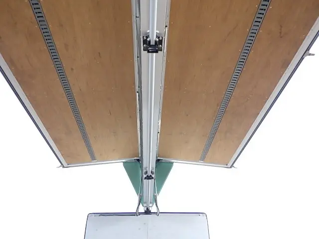 日野 レンジャー 2PG-FD2ABG(2WD)の写真9