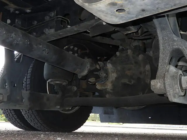 いすゞ フォワード 2PG-FRR90T2(2WD)の写真21