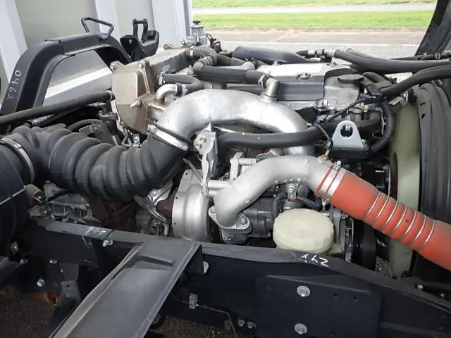 いすゞ フォワード 2PG-FRR90T2(2WD)の写真28