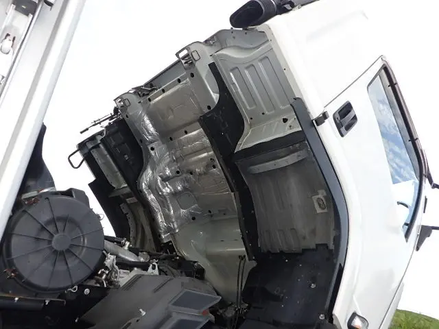 いすゞ フォワード 2PG-FRR90T2(2WD)の写真31