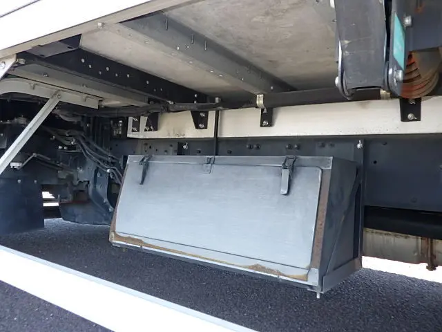 三菱 ファイター TKG-FK64F(2WD)の写真15