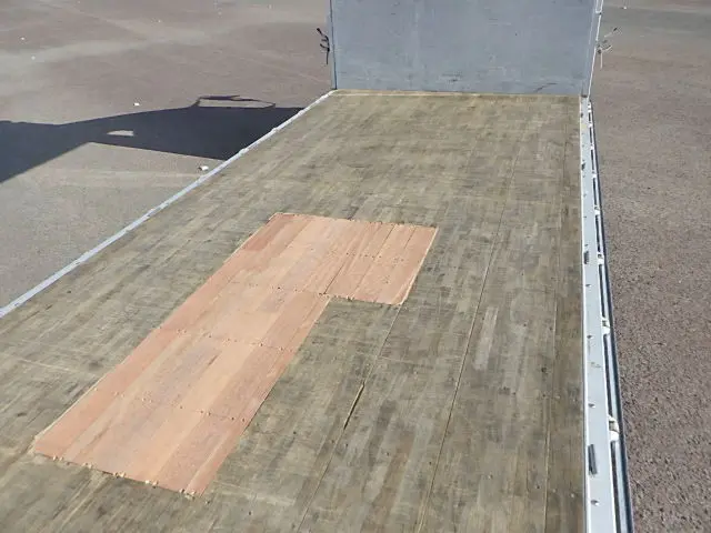 いすゞ フォワード TKG-FRR90S2(2WD)の写真7