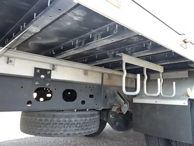 いすゞ フォワード TKG-FRR90S2(2WD)の写真14