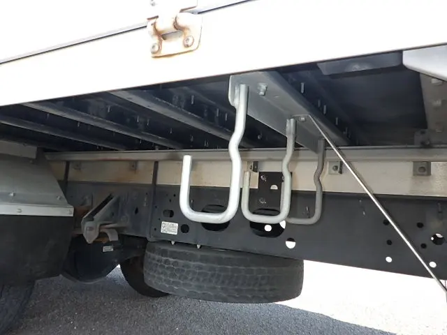 いすゞ フォワード TKG-FRR90S2(2WD)の写真16