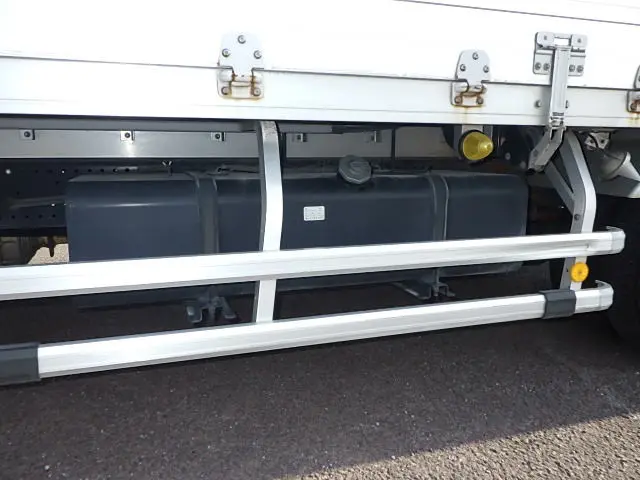 いすゞ フォワード TKG-FRR90S2(2WD)の写真17