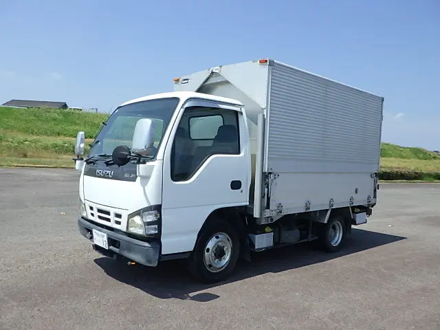 いすゞ エルフ KR-NHS69AN(4WD)の写真1