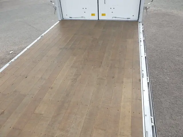 三菱 キャンター TPG-FEB80(2WD)の写真8