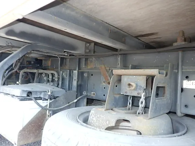 いすゞ エルフ KR-NHS69AN(4WD)の写真15