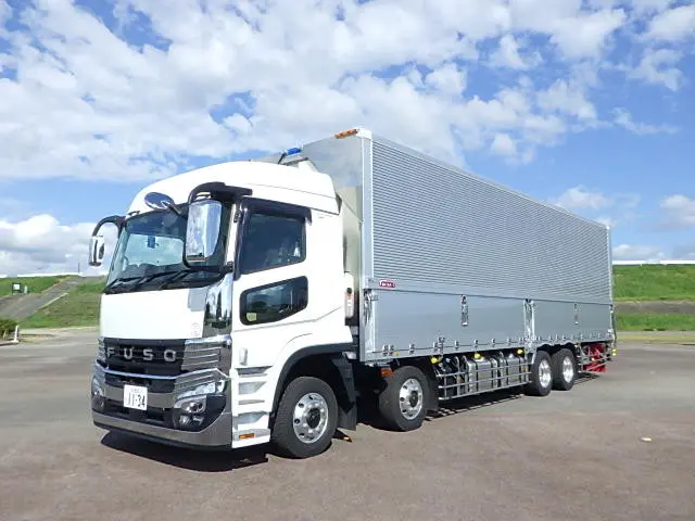 三菱 スーパーグレート 2PG-FS84HZ(8x4)の写真1