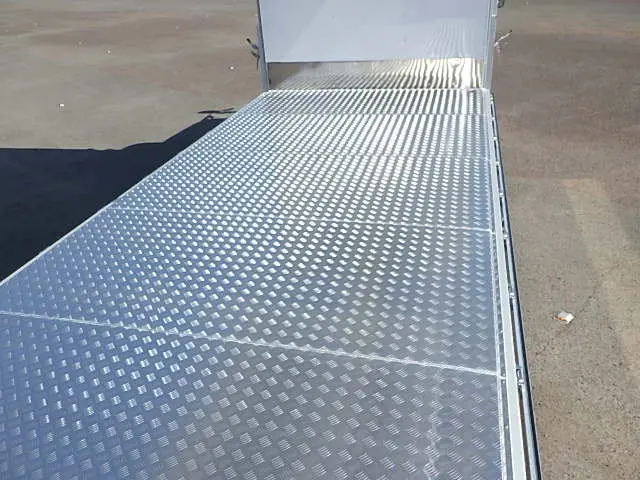 日野 レンジャー 2KG-FD2ABG(2WD)の写真7