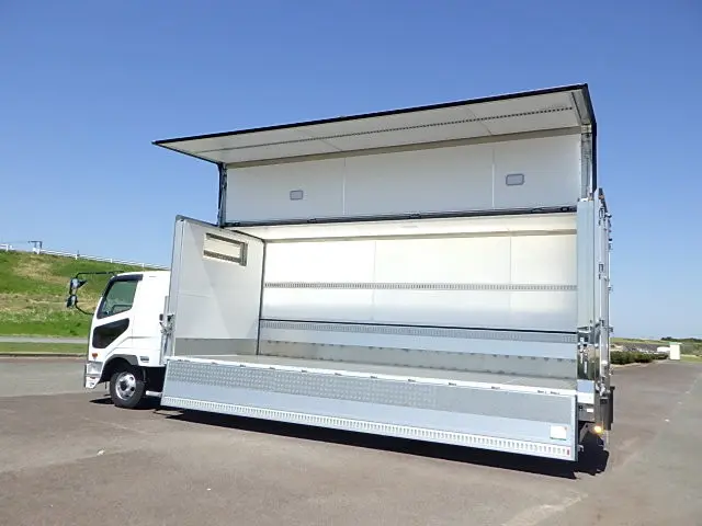 三菱 ファイター 2KG-FK65F(2WD)の写真5