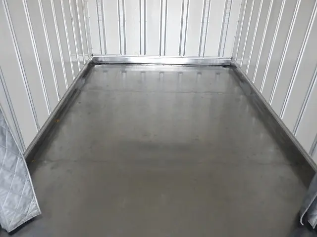 いすゞ エルフ 2RG-NPR88AN(2WD)の写真7