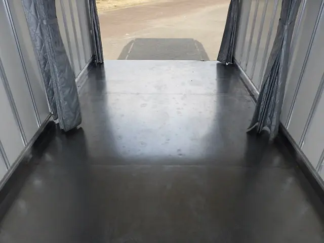 いすゞ エルフ 2RG-NPR88AN(2WD)の写真8