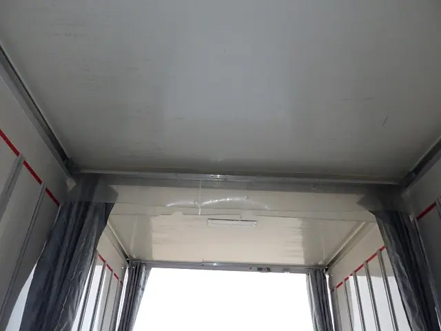 いすゞ エルフ 2RG-NPR88AN(2WD)の写真10