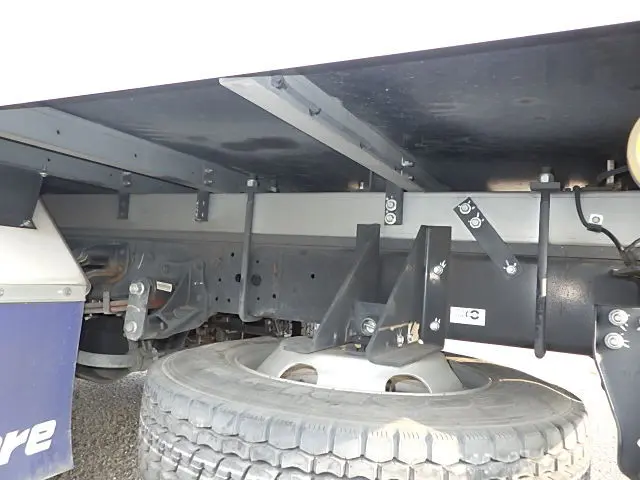 いすゞ エルフ 2RG-NPR88AN(2WD)の写真16