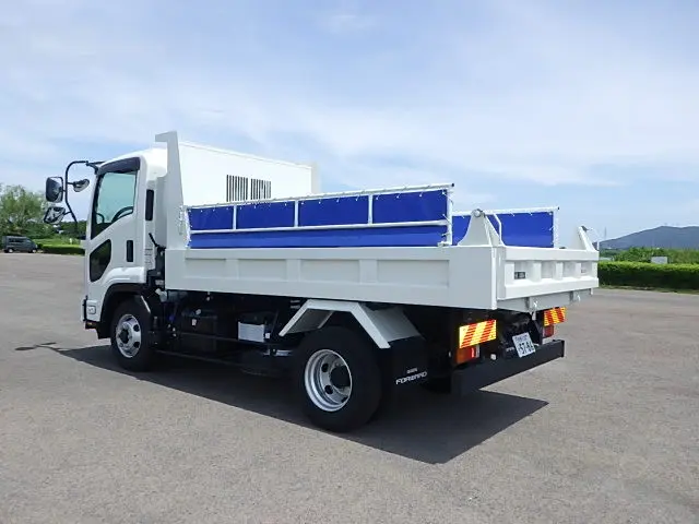 いすゞ フォワード 2RG-FRR90S4(2WD)の写真3