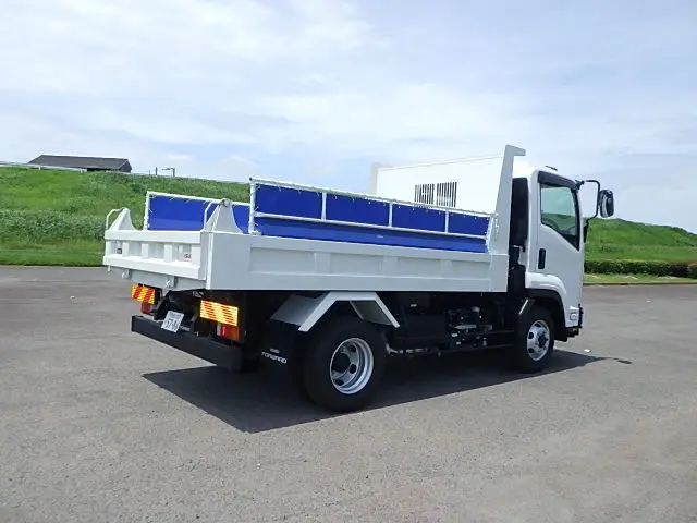 いすゞ フォワード 2RG-FRR90S4(2WD)の写真4