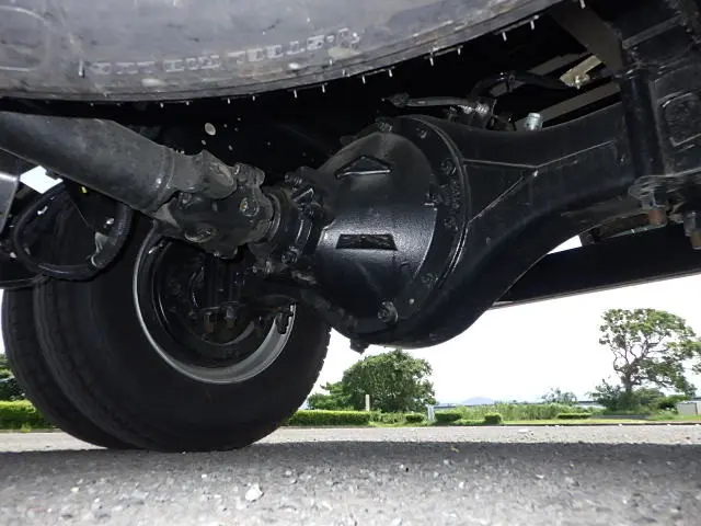 いすゞ フォワード 2RG-FRR90S4(2WD)の写真19