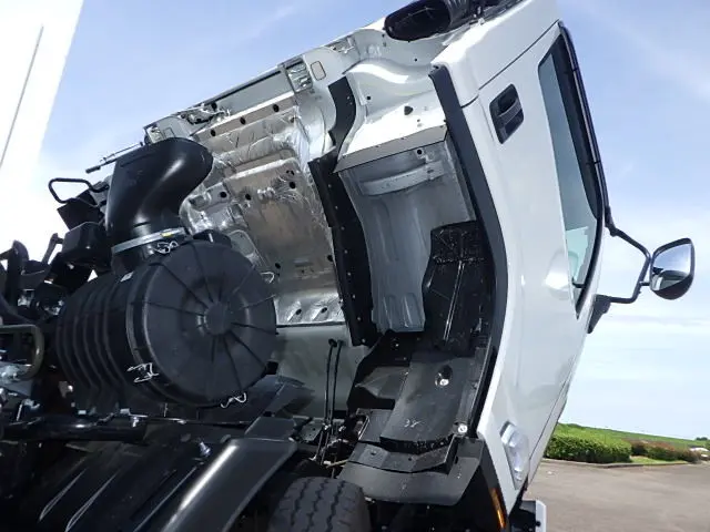 いすゞ フォワード 2RG-FRR90S4(2WD)の写真30