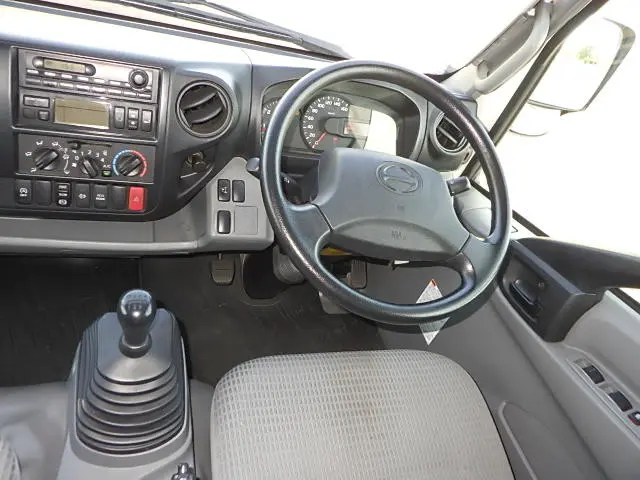 日野 デュトロ TKG-XZU710M(2WD)の写真23