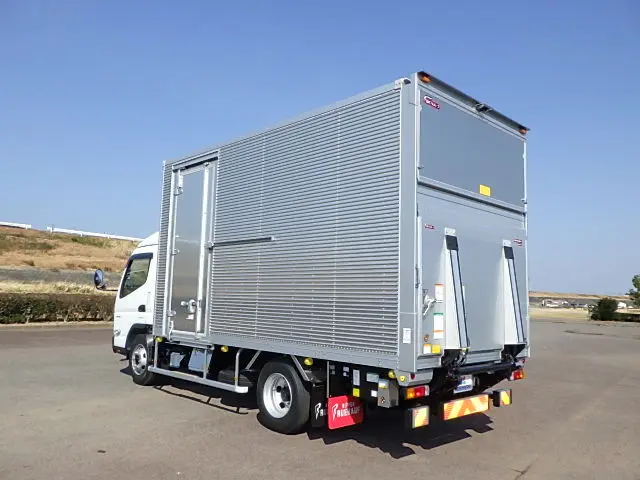 三菱 キャンター 2RG-FEB80(2WD)の写真3