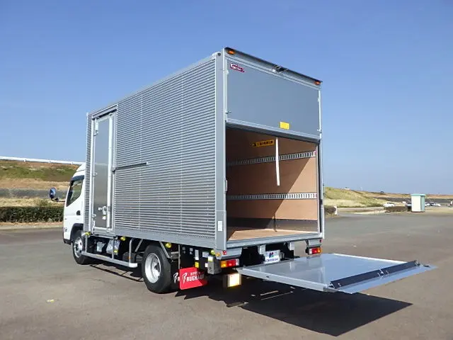 三菱 キャンター 2RG-FEB80(2WD)の写真6