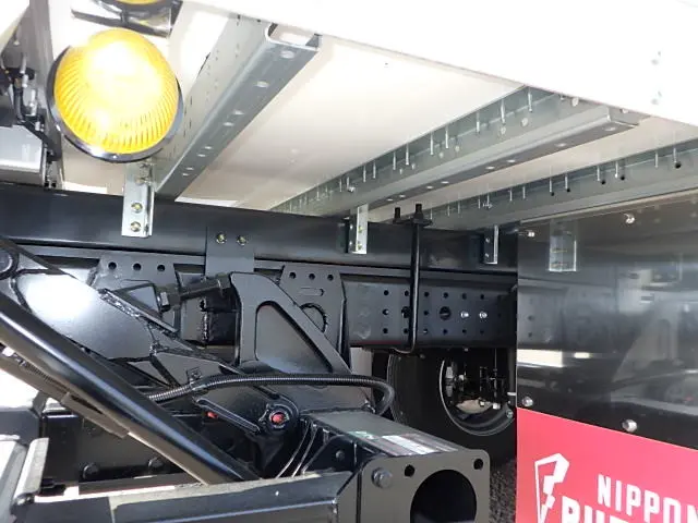 三菱 キャンター 2RG-FEB80(2WD)の写真14