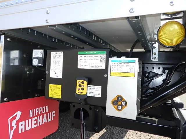 三菱 キャンター 2RG-FEB80(2WD)の写真16