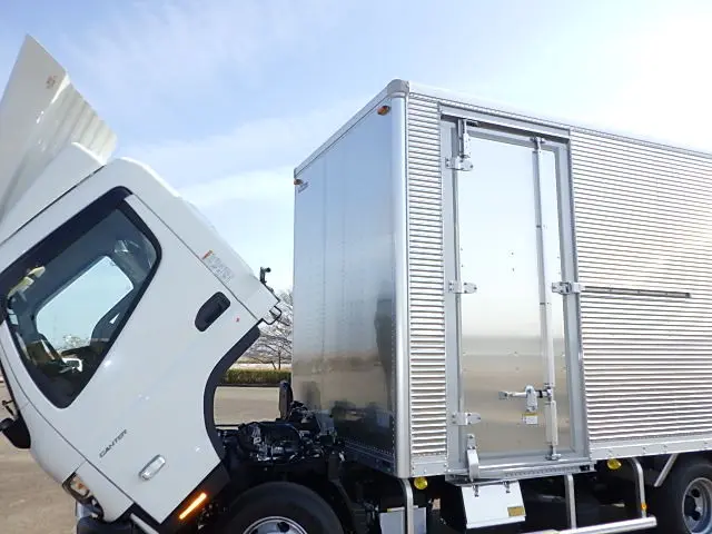 三菱 キャンター 2RG-FEB80(2WD)の写真26