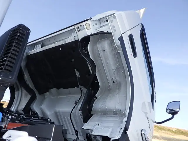 三菱 キャンター 2RG-FEB80(2WD)の写真30