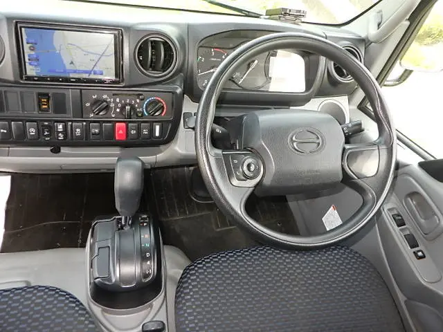 日野 デュトロ 2RG-XZU650M(2WD)の写真25