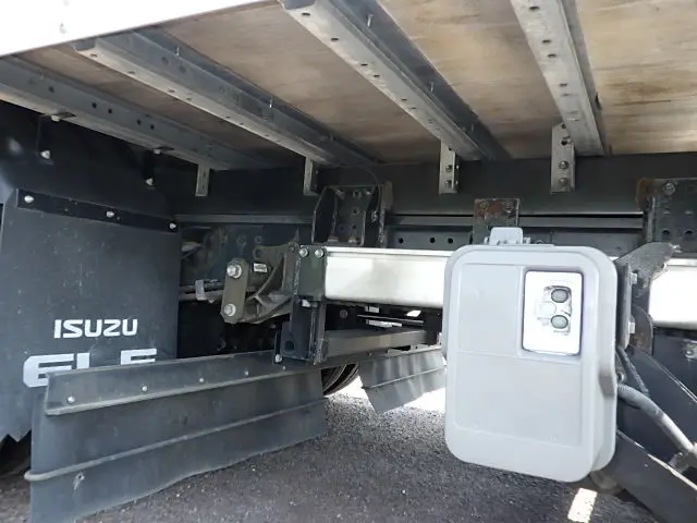 いすゞ エルフ TKG-NPR85AN(2WD)の写真16