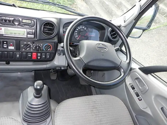 日野 デュトロ TKG-XZC655M(2WD)の写真24