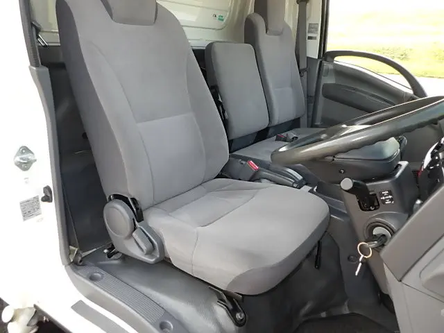 いすゞ エルフ TKG-NPR85AN(2WD)の写真26