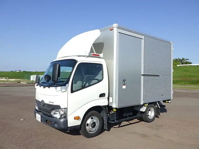 トヨタ ダイナ TPG-XZU605(2WD)の写真1