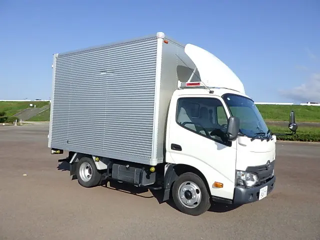 トヨタ ダイナ TPG-XZU605(2WD)の写真2