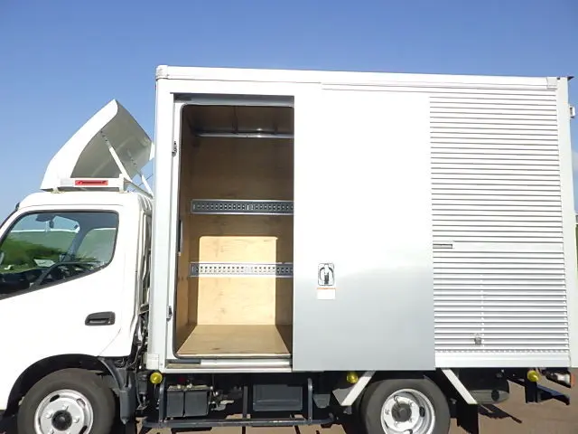 トヨタ ダイナ TPG-XZU605(2WD)の写真5