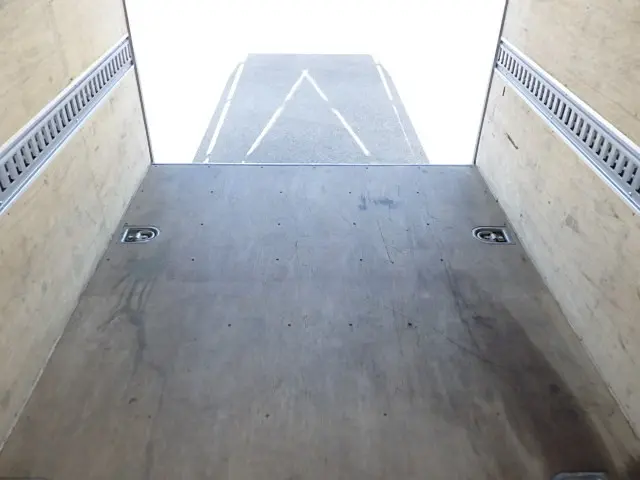 トヨタ ダイナ TPG-XZU605(2WD)の写真8